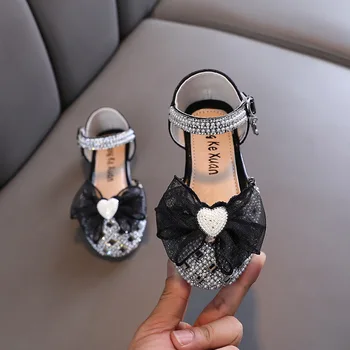 Сандали за малки момичета Нови летни с перлата на носа, выдалбливают дишаща обувки на принцесата, модни детски сандали на равна подметка, Размер 21-36 H129